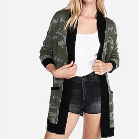 Express Sweaters - Express Camouflage Cardigan Medium